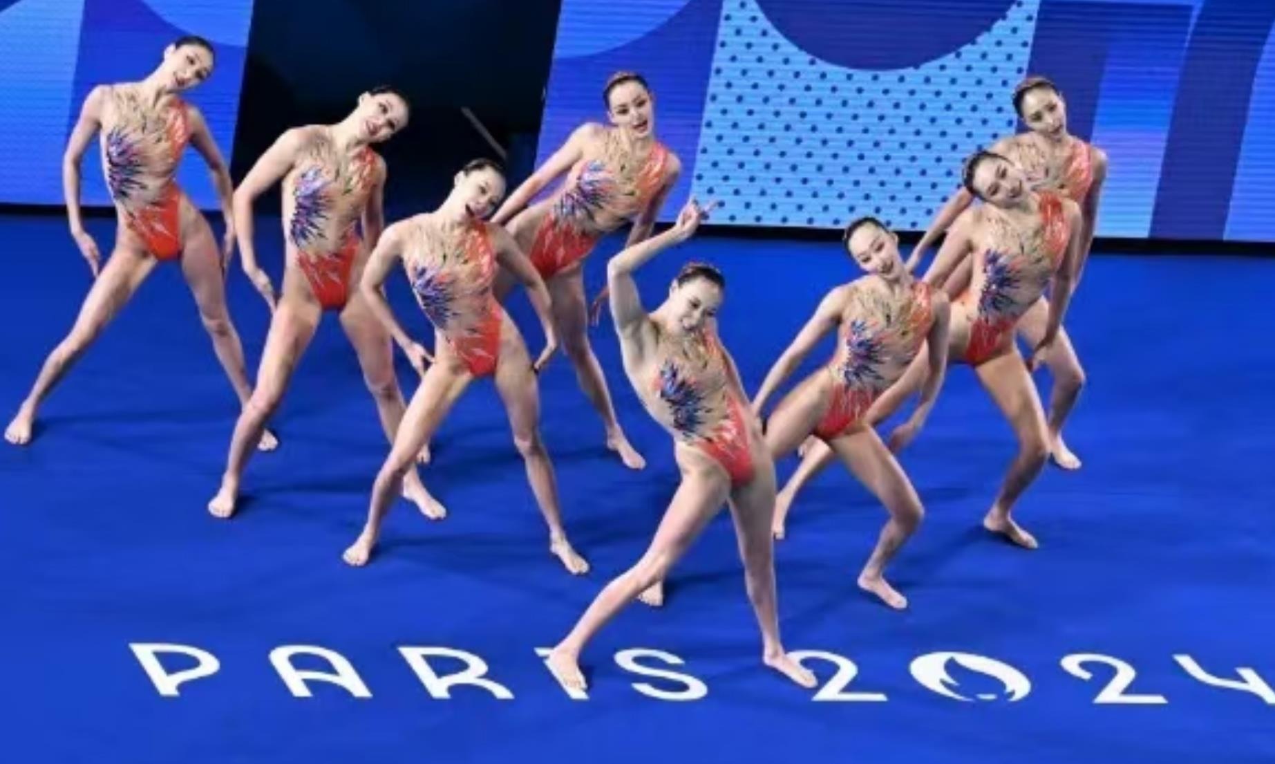 红魔又要换帅？ 阿莫林在利兹赛后对管理层的炮轰，让球迷们又嗅到了换帅的味道。